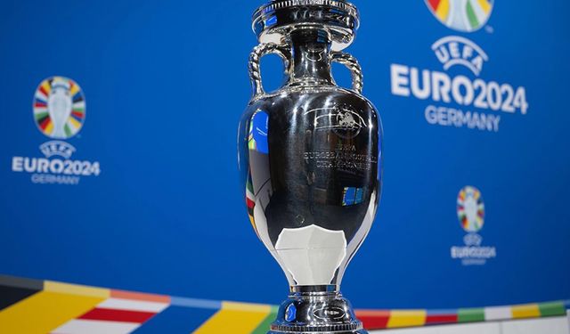 EURO 2024'te yarı final maçlarının hakemleri belli oldu