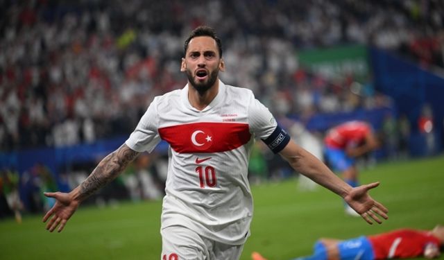Hakan Çalhanoğlu'nun enfes golü en iyiler arasında