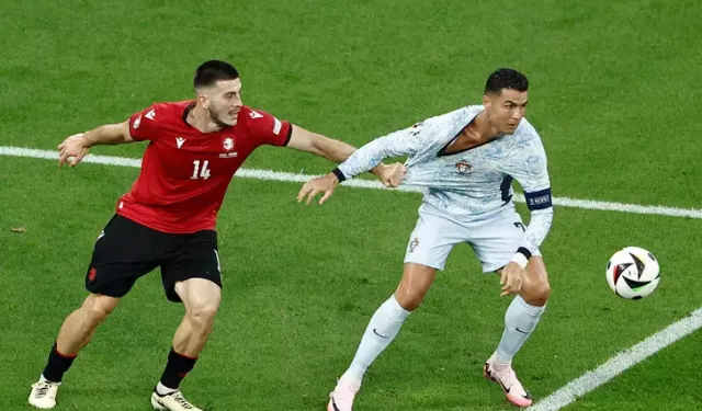 EURO 2024'te skandal karar: Ronaldo'nun yüzde yüz penaltısı verilmedi