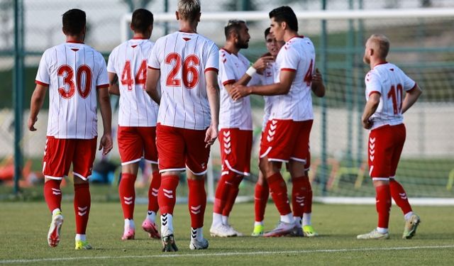 Sivasspor, Erzurumspor'u devirdi