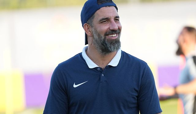 Arda Turan kırmızı kart gördü!