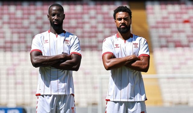 Sivasspor 2 isimle imzaladı