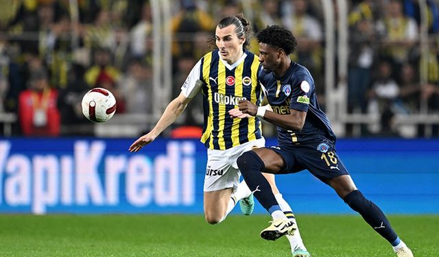 Kasımpaşa – Fenerbahçe maçının tartışmalı pozisyonları değerlendirildi: Penaltı atlandı!