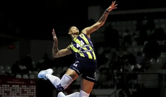 Fenerbahçe Medicana kazandı; final için son adım!