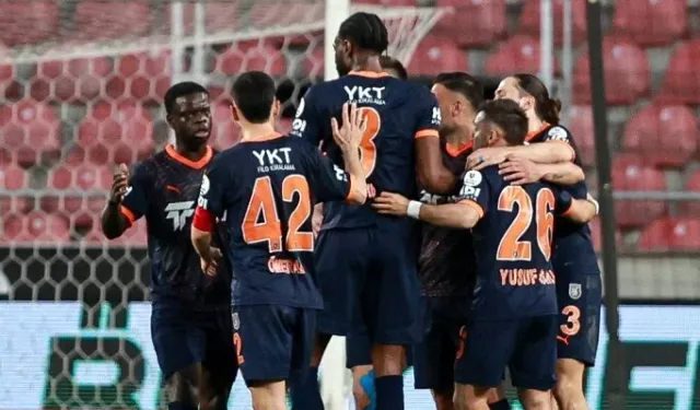 Başakşehir, Avrupa aşkına: 4 golle kazandı!