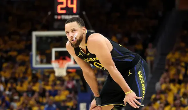 Curry, en az 1 hafta parkeden uzak kalacak