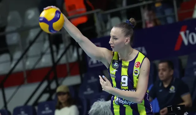 Fenerbahçe Medicana'da 7 voleybolcuya veda!