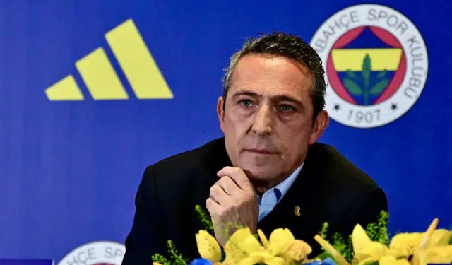 Fenerbahçe yeni sezon öncesi formalarını tanıttı