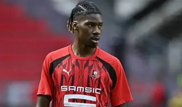 Christopher Wooh için Rigobert Song referansı!
