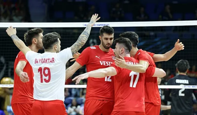 Filenin Efeleri lider tamamladı: A Milli Erkek Voleybol Takımı Kanada’yı 3-0 yendi