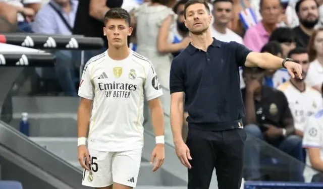 Xabi Alonso: "Arda Güler, 10 numara olarak oynayacak"