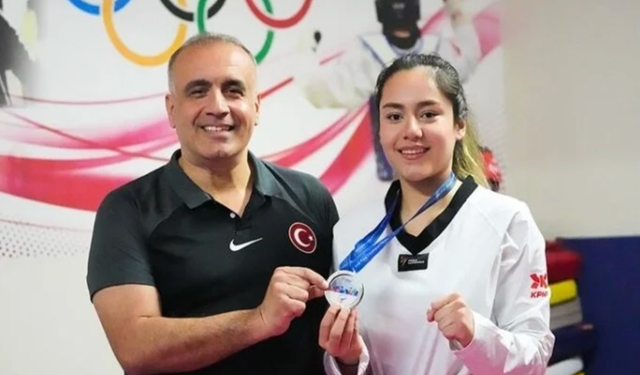 Sude Yaren Uzunçavdar bronz madalyanın sahibi oldu!