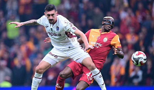 Trabzonspor’a Galatasaray Maçında Sakatlık Şoku: Stefan Savic Oyunu Terk Etti