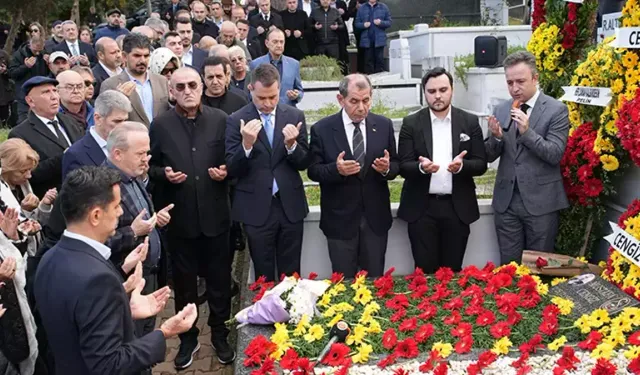 Galatasaray’ın Eski Başkanı Mustafa Cengiz, Kabri Başında Anıldı