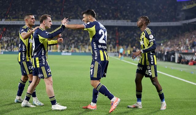 Çaykur Rizespor - Fenerbahçe maçının 11'leri belli oldu!