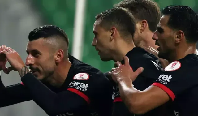Gençlerbirliği Sakarya’da Şov Yaptı! Sakaryaspor - Gençlerbirliği: 0-5
