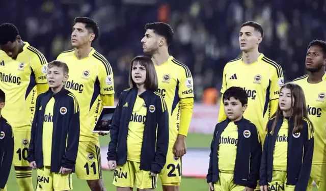 Fenerbahçe – Konyaspor Maçında Anlamlı Seremoni: Şehit Çocuğu ve Minikler Stadyumdaydı