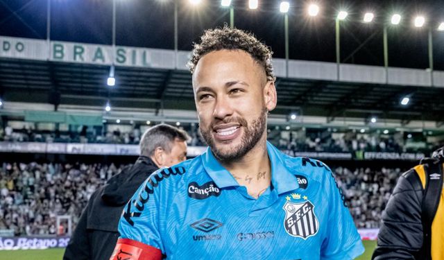 Neymar’dan 17 Dakikada Şov! Sakatlığa Rağmen Hat-Trick