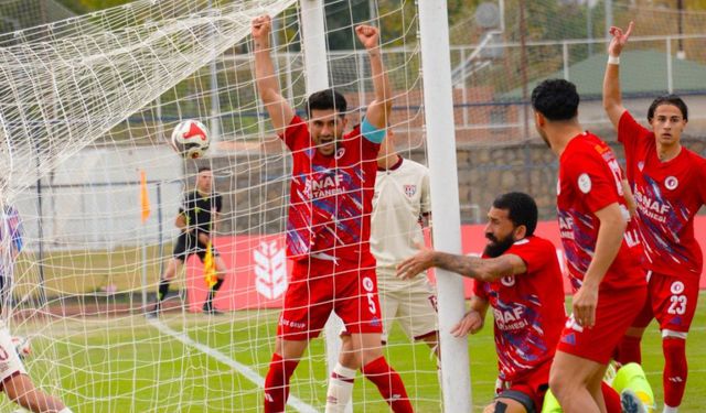 Fethiyespor, Bandırmaspor’u 4-1’le Eleyip Gruplara Yükseldi!