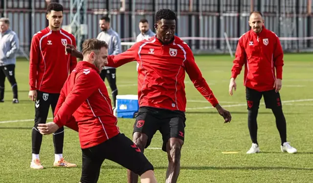 Samsunspor, Kasımpaşa maçı için İstanbul’a gitti