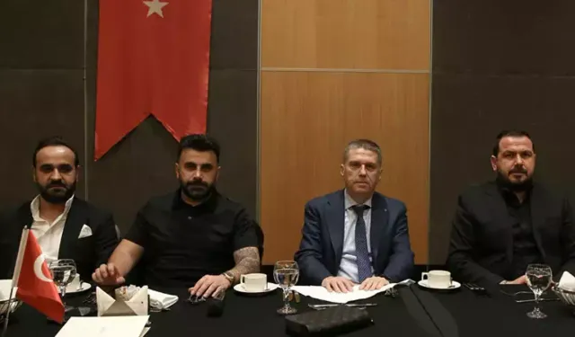 Gençlerbirliği Yönetimi ve Futbolcular Yemekte Buluştu