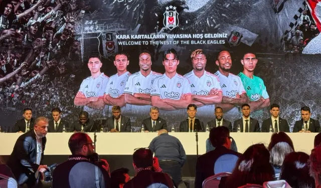 Beşiktaş’ta Yeni Transferler İçin İmza Töreni
