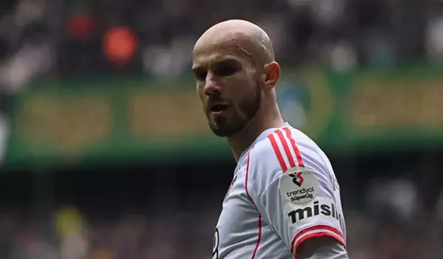 Trendyol Süper Lig'in 24. haftasında deplasmanda karşı karşıya geldiği Kocaelispor'u 1-0 mağlup eden Beşiktaş'ta yıldız