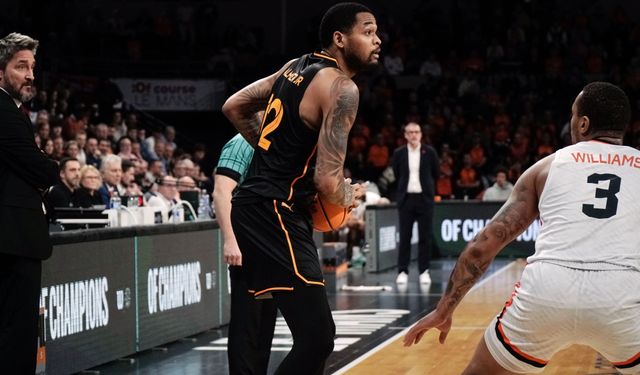 Galatasaray Deplasmanda Kazandı: Liderliğe Yükseldi