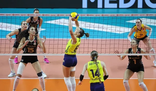 Sultanlar Ligi'nde Derbi: Vakıfbank Fenerbahçe'yi Ağırlıyor