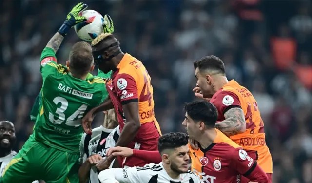 Beşiktaş - Galatasaray derbisinde ilk yarı golsüz geçiliyor