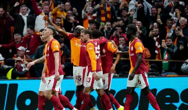 Galatasaray'da Kart Tehlikesi: 7 Oyuncu Sınırda