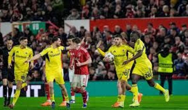 UEFA'dan Fenerbahçe'ye Ceza: Bir Sonraki Avrupa Maçında Geçerli