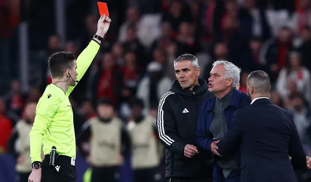 Benfica Porto İle Berabere Kaldı: Mourinho Oyun Dışı Kaldı