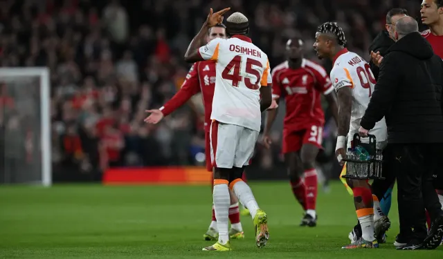 Galatasaray'dan Açıklama: Osimhen Ameliyata Alındı