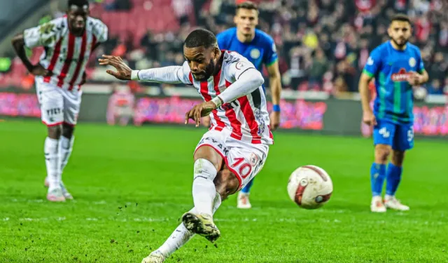 Karadeniz Derbisinde İlk Düdük Çaldı: Rizespor ile Samsunspor Karşı Karşıya