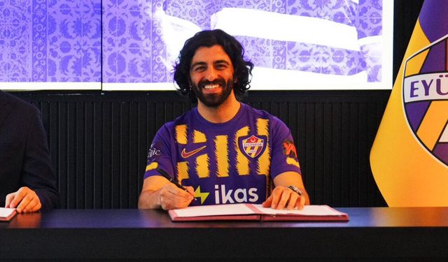 Umut Bozok, Eyüpspor’dan Ayrılıyor: Hedefi İstanbul Kulüpleri