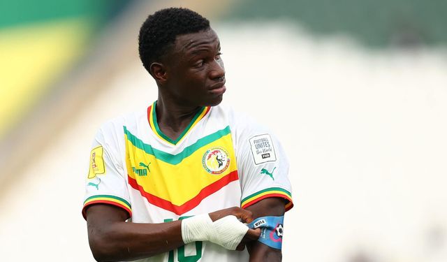 Özel: Fenerbahçe, Amara Diouf ile 5 Yıllık İmzaladı!