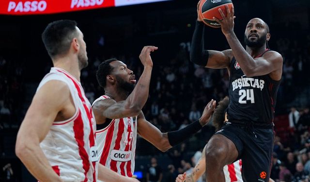 Beşiktaş ve Anadolu Efes'ten Kayıp