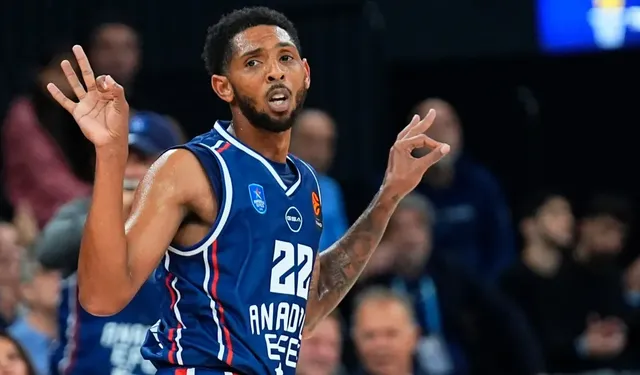 Anadolu Efes, Panathinaikos’u Devirdi