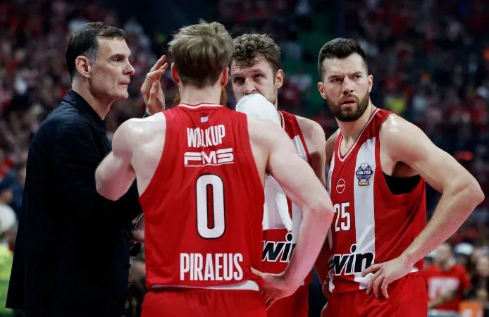 Olympiakos, 13 Yıllık Özlemi Dindirdi: Bartzokas'ın Öğrencileri Şampiyon!