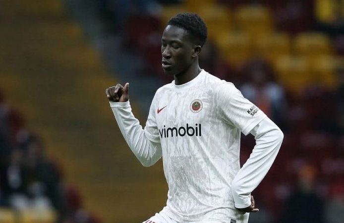Özel: Newcastle United Diabate İçin Görüşmelere Başladı