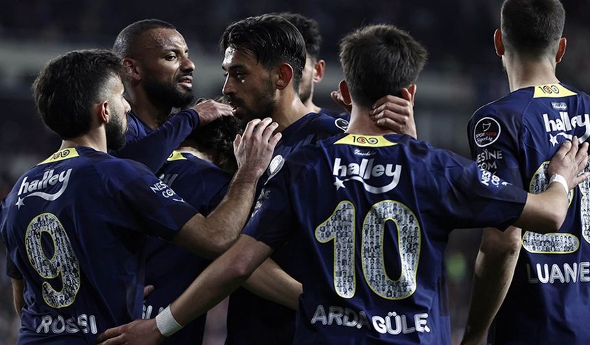 Fenerbahçe, Antalyaspor'u konuk ediyor!  Fenerbahçe - Antalyaspor ilk 11'i açıklandı