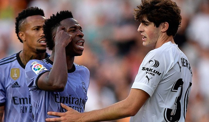Valencia'dan Vinicius Junior olayı için açıklama: Ömür boyu men...