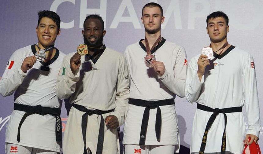Tekvando Milli Takımı, tarihinde ilk kez dünya şampiyonu oldu