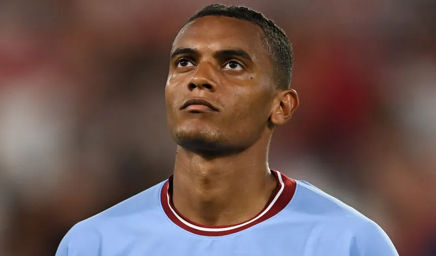Galatasaray'dan Akanji'ye ilgi!