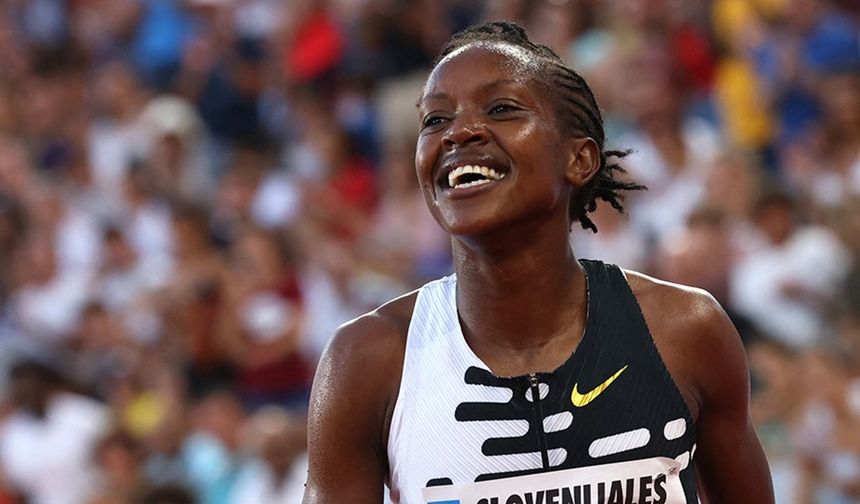 Kenyalı atlet Faith Kipyegon'dan dünya rekoru