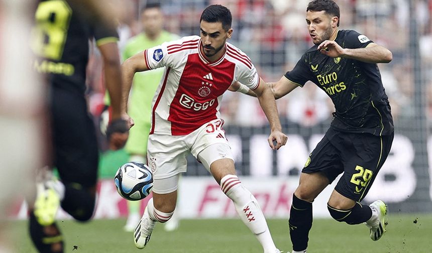 Ajax-Feyenoord derbisi olaylar nedeniyle tatil edildi