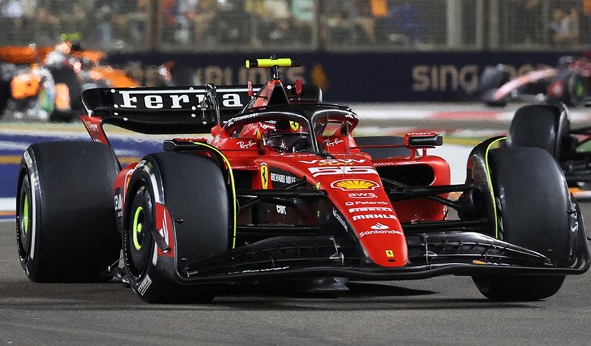 Max Verstappen'in serisi Singapur'da bitti: Zafer Ferrari'nin