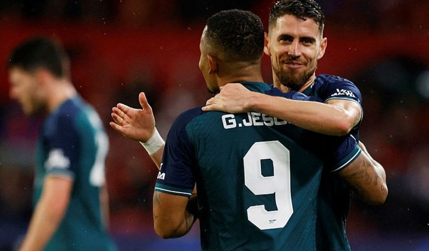 İspanya'da kazanan Topçular: Sevilla 1-2 Arsenal