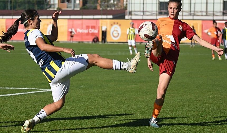 Galatasaray, Fenerbahçe'yi duraklamada yendi